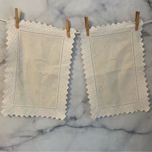 Clearance! Linen and Lace Place Mats Set of 4